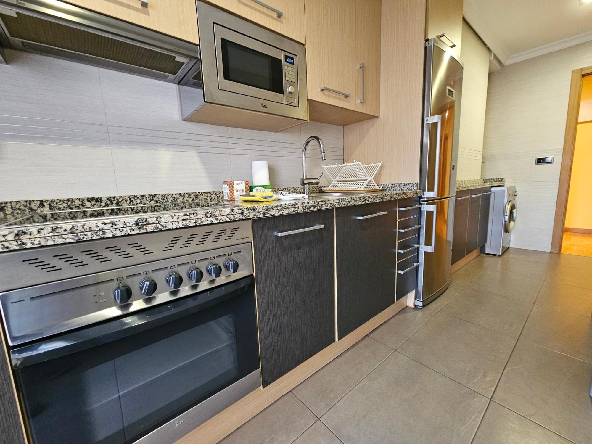196A Acogedor Apartamento En Gijon Ngoại thất bức ảnh